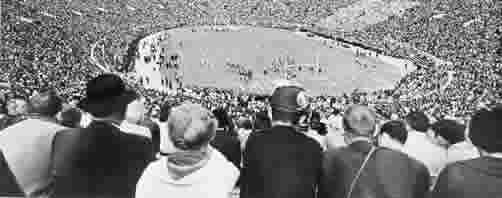 This throng of 100,000 is miniature compared with God's Sinai audience of about three million.